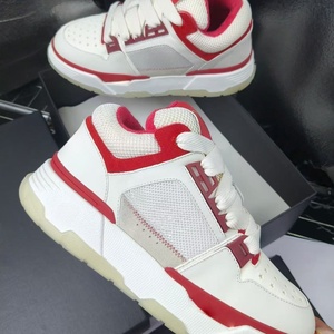 Combinaison de couleurs rouge et blanc, chaussures plateforme luxueuses sur mesure de haute qualité. Chaussures de sport de marque de créateur de mode - Product Image 2