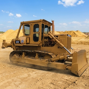 Bulldozer sur chenilles CAT D7G d'occasion le moins cher, très demandé, Caterpillar D7G d'occasion pour projets de terrassement, en stock, livraison rapide - Product Image 1