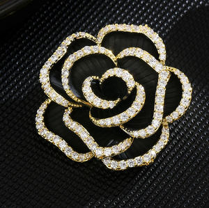 Broche Fleur de Camélia Hesiod pour Femme, Épingle Rose Multi-Couches Haut de Gamme Entièrement Sertie de Diamants pour Fête et Mariage, Principalement en Alliage - Product Image 6