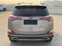 Высококачественный подержанный внедорожник Toyota RAV4, надежный и хорошо оцененный источник автомобилей