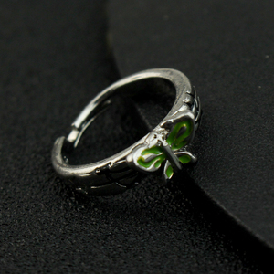 แหวนแฟชั่นลายผีเสื้อของโจลีน คูโจ จากอนิเมะโจโจ้ ผจญภัยสุดแปลกประหลาด แหวนปรับขนาดได้สำหรับแฟนสาว ของขวัญงานปาร์ตี้ เครื่องประดับ - Product Image 5