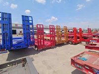 Nouvelle semi-remorque surbaissée à 3 essieux en acier Sinotruk pour excavatrice, capacité 60-80T, poutre principale Q345B de 500 mm