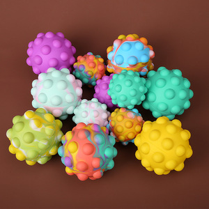 Juguetes de pelota de silicona exprimibles Kean, juguete esférico 3D para niños de 2 a 4 años, unisex - Product Image 1