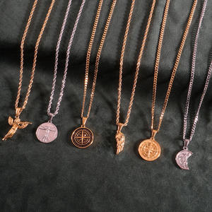 Collar con Colgante de Cruz, Brújula, Ala y Serpiente Chapado en Oro PVD Resistente a la Decoloración para Hombre, Joyería de Acero Inoxidable, Cadena Cubana - Product Image 5