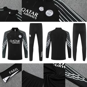 Venta de Fábrica: 25 Estilos de Camisetas de Fútbol de Manga Larga con Media Cremallera, Poliéster, Unisex, para París, etc. - Product Image 3