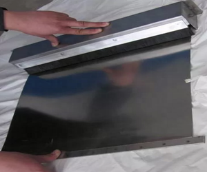 Kunden spezifischer Stoff Stoff und Edelstahl Shell Machine Shield Staubs chutz abdeckung Roll-up-Abdeckung und Roll vorhang - Product Image 6