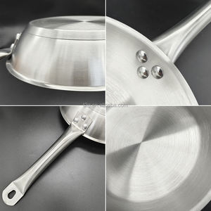 Sartén de Acero Inoxidable Pulido Comercial de 20, 24 y 28 cm, Certificada por la NSF, Ecológica, Apta para Gas e Inducción, Apta para Lavavajillas - Product Image 3