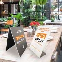 Panneau d'affichage triangulaire en PVC imprimé sur mesure Panneau de table à manger de forme personnalisée
