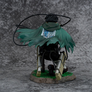 <span class=keywords><strong>Action</strong></span> <span class=keywords><strong>Figure</strong></span> di Levi Ackerman da <span class=keywords><strong>Attack</strong></span> <span class=keywords><strong>on</strong></span> <span class=keywords><strong>Titan</strong></span>, Statuetta in PVC per Cosplay - Product Image 2