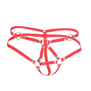 Culotte string rouge pour homme avec anneau métallique, taille basse élastique, en polyester, élasthanne et nylon - Product Image 4