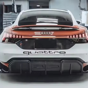 Accessori Auto <span class=keywords><strong>E</strong></span>-<span class=keywords><strong>TRON</strong></span> <span class=keywords><strong>GT</strong></span>, Separatore Paraurti Posteriore Adatto per Audi <span class=keywords><strong>E</strong></span>-<span class=keywords><strong>TRON</strong></span> <span class=keywords><strong>GT</strong></span> 2020-2024, Diffusore Posteriore in Carbonio Secco - Product Image 1