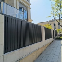 Panneaux de clôture en alliage d'aluminium découpés au laser sur mesure, motif personnalisé, revêtement poudré, design européen moderne, garantie 5 ans, pour villa extérieure