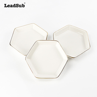 Plateau de présentation de bijoux en céramique hexagonal de 4,5 pouces, vierge pour sublimation, personnalisable, avec bord doré