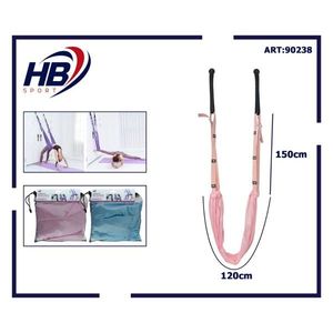 Sangle de yoga rose pour la pratique des exercices de tension et des cordes - Product Image 1