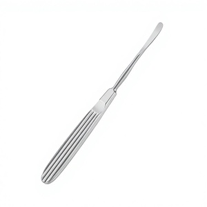 Elevator pour peau de bœuf 7-1/2″ (19cm) |   Instrument chirurgical à lame affûtée de 10 mm de large pour rhinoplastie et chirurgie faciale par Vaslcare - Product Image 1