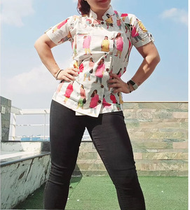 カスタムプロモーション快適なイタリアのデザイナー灰色の女性のクックシェフユニフォームレストランとホテルのためのジッパー付きシェフジャケット - Product Image 2