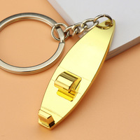 Ouvre-bouteille de planche de surf multifonctionnel Porte-clés ouvre-bouteille en métal personnalisé Porte-clés sport Petits cadeaux Pendentif clé en gros