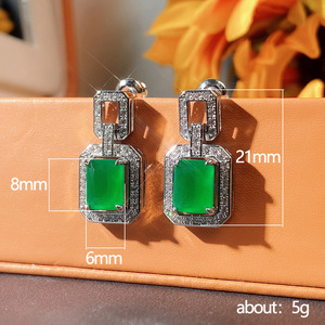 Orecchini Pendenti Rettangolari in Cristallo Verde Smeraldo per Donne, Accessori Eleganti da Cerimonia - Product Image 5