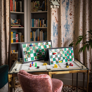 Cajas de dados <span class=keywords><strong>Ludo</strong></span> personalizadas de 25*25cm al por mayor, juego de ajedrez y tablero de plástico y silicona fáciles de llevar para jugar con niños - Product Image 5