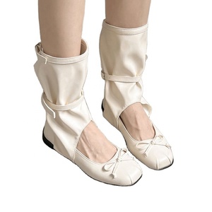 Botas de Mujer Modelo 2025, Estilo Occidental con Cordones, de Media Altura, con Tacón Cuadrado, Plisadas y con Capas, para Otoño/Primavera/Verano - Product Image 1