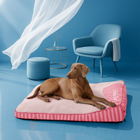 Lit rafraîchissant pour animaux de compagnie en tissu de soie glacée, respirant, pour l'été, lavable, antidérapant, pour chiens et chats de petite, moyenne et grande taille