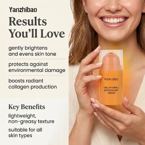 Siero Viso Anti-Età e Illuminante Personalizzato per Pelle Grassa e Secca con Formula di Vitamina C, E e Acido Ferulico per Tutti i Tipi di Pelle - Product Image 3
