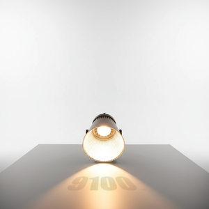 Ulanzi L-024 Luce Video RGB 40W Personalizzabile a Colori Completi COB con 2500-6500K 0-359 °   RGB per <span class=keywords><strong>Fotografia</strong></span> e Trasmissioni in Diretta all'Aperto - Product Image 1