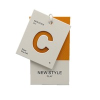 Étiquettes personnalisées en papier avec logo, gaufrées, pour vêtements, avec trou, pour emballage de vêtements