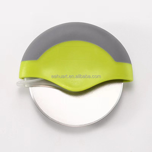 Strumenti di cottura portatili in acciaio inox Pizza affettatrice LOGO personalizzato Mini Pizza Cutter con coperchio - Product Image 4