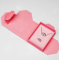Boîte cadeau créative personnalisée pour bijoux, collier, bague, boîtes rigides en carton rectangulaires, laminage mat, doublure en éponge, recyclable