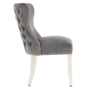 <span class=keywords><strong>Chaise</strong></span> <span class=keywords><strong>de</strong></span> salle à manger au design européen moderne avec pieds en métal doré, revêtement en velours argenté <span class=keywords><strong>de</strong></span> <span class=keywords><strong>haute</strong></span> qualité, utilisation sur <span class=keywords><strong>table</strong></span> <span class=keywords><strong>de</strong></span> cuisine en plastique - Product Image 6