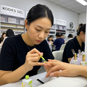 KODIES GEL Gel de Construction Liquide en Bouteille pour <span class=keywords><strong>Ongles</strong></span>, Gel UV <span class=keywords><strong>Semi</strong></span>-<span class=keywords><strong>Permanent</strong></span> en Gros, <span class=keywords><strong>Vernis</strong></span> de Construction en Résine UV - Product Image 5