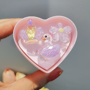 Anelli per bambine, set di anelli gioiello per giochi di ruolo e travestimenti da principessa, anelli regolabili multicolori per bambini, ideali come regali di compleanno - Product Image 5