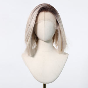 Future Fiber 13x6 Lace Bob peluca <span class=keywords><strong>gris</strong></span> <span class=keywords><strong>plata</strong></span> Ombre fibra suave de alta calidad Bob Cabeza corta <span class=keywords><strong>pelo</strong></span> liso suave y transpirable - Product Image 4