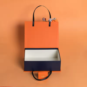 Caja de regalo de mano portátil con cinta de grado superior, Material de cartón reciclable con logotipo naranja impreso personalizado para embalaje cosmético - Product Image 2