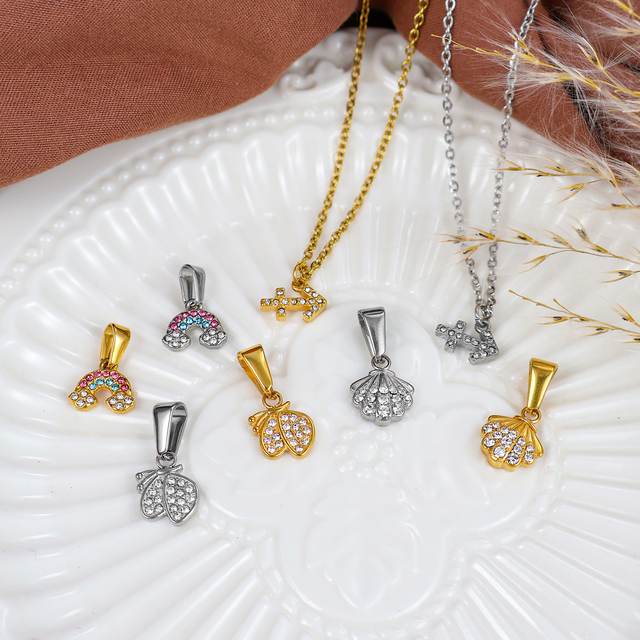 Wholesale PVD 18k Gold Plated Stainless Steel Anti Tarnish Charms Fashion Heart Rainbow Enamel Pendants Necklaces Custom Jewelry
