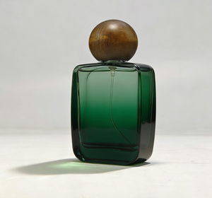 Vente en gros de flacons de parfum en verre carrés plats personnalisés de 60 ml et 100 ml, avec pulvérisateur, gravure au sérigraphie, transparent mat - Product Image 2