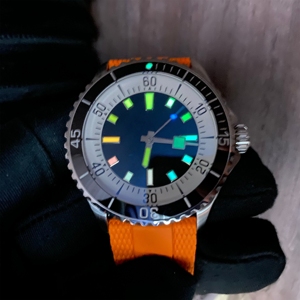 Montre de sport mécanique style plongeur avec affichage lumineux nocturne, conception étanche, idéale pour la natation et la plongée en extérieur, commandes OEM - Product Image 5
