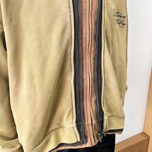 Sweat à capuche zippé personnalisé pour homme, coupe ample et courte, effet délavé, triple capuche, triple couche de fermeture éclair - Product Image 3