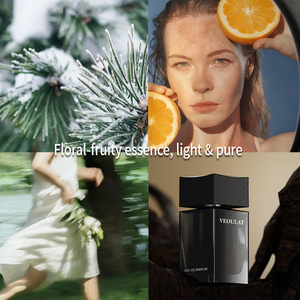 Perfume de Piña y Mandarina con Notas Dulces y Frutales Entrelazadas con Acorde Sedoso y Amaderado - Product Image 4