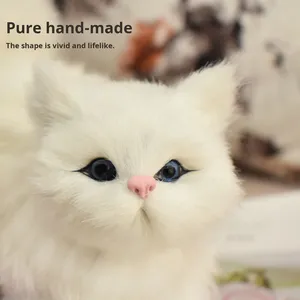 Brinquedo de Mastigar Ecológico Realista para Gatos, Feito à Mão, com Pelos, Sabor Cordeiro, para Cães e Gatos, Uso Interno, Alívio do Estresse Diário - Product Image 3