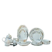 Service de vaisselle en porcelaine de style vintage français, motif floral, assiettes à dessert, tasses à café et soucoupes pour la maison