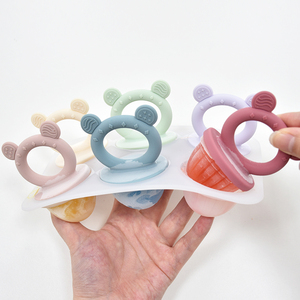Molde de silicona para helados de bebé, 6 cavidades, con forma de oso, con mango para masticar, de grado alimenticio, para congelar puré de frutas, para hacer helados caseros para niños pequeños. - Product Image 3