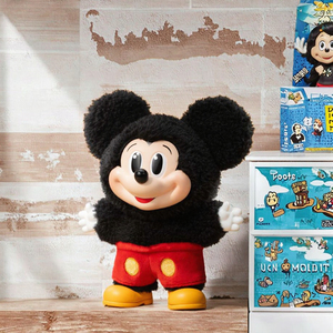 Popmart <span class=keywords><strong>Mouse</strong></span> Family Llavero Caja Misteriosa Muñeco de Vinilo Sorpresa Figuras de <span class=keywords><strong>Anime</strong></span> de <span class=keywords><strong>Mickey</strong></span> <span class=keywords><strong>Mouse</strong></span> Colección Decorativa Regalo para Niños - Product Image 4