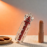Tube de brillant à lèvres en plastique transparent texturé effet cristal LANCAI avec motif nœud papillon, contenant cosmétique et capuchon à vis pour blush et soins de la peau