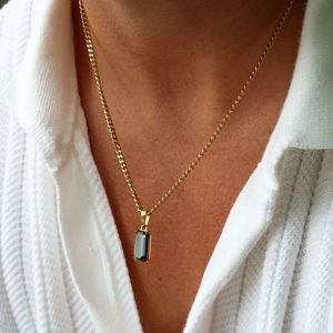 Collar de Joyería de Moda de Lujo Personalizado con <span class=keywords><strong>Cadena</strong></span> <span class=keywords><strong>Cubana</strong></span> de Circonitas de Colores, Impermeable y Resistente a la Decoloración, de Acero Inoxidable con Baño de <span class=keywords><strong>Oro</strong></span> de 18K - Product Image 2