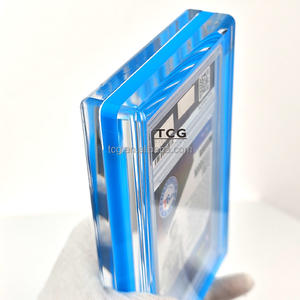 Estuches Protectoras Acrílicas Magnéticas Laterales Prismáticas de Color Azul Personalizadas TCG para Exhibición de Tarjetas Pokémon, Protector de Esquinas para Slabs PSA BGS CGC - Product Image 3
