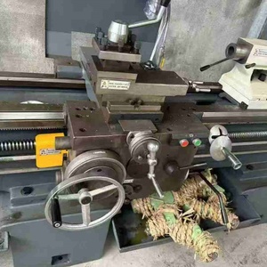 เครื่องกลึงซ่อมล้อแม็กซ์ CNC ขนาดเล็ก มือสอง 3 แกน พร้อมอะไหล่และเครื่องกัด - Product Image 2