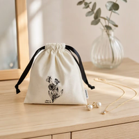 Sac en mousseline blanche en gros avec cordon de serrage, écologique, personnalisable avec logo imprimé, en coton biologique, pour emballage cadeau, bougies, pochette anti-poussière