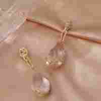 Boucles d'oreilles longues en forme de larme irrégulière en résine de cristal transparent plaqué or chunk artistique pour femmes